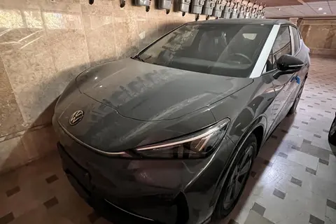 فولکس، آی دی یونیکس