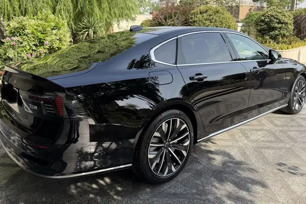 ولوو  S90