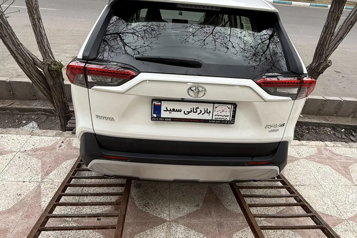 تویوتا،  راوفور