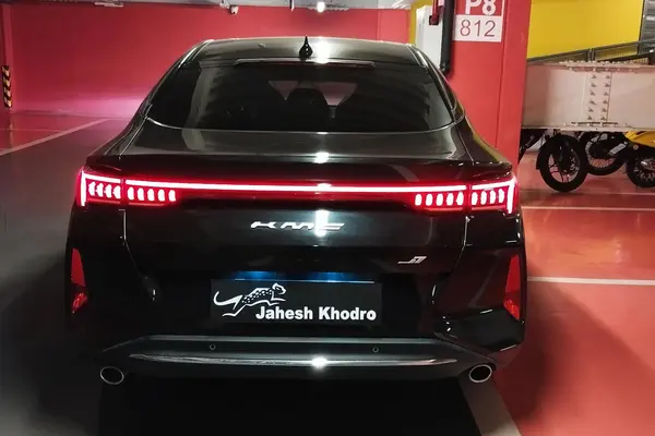 کی ام سی  J7