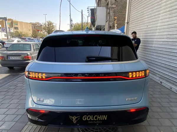 پیش فروش وویا، فری