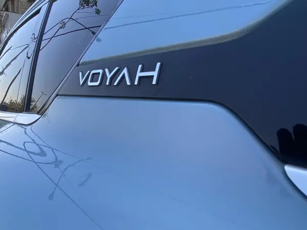 پیش فروش وویا، فری