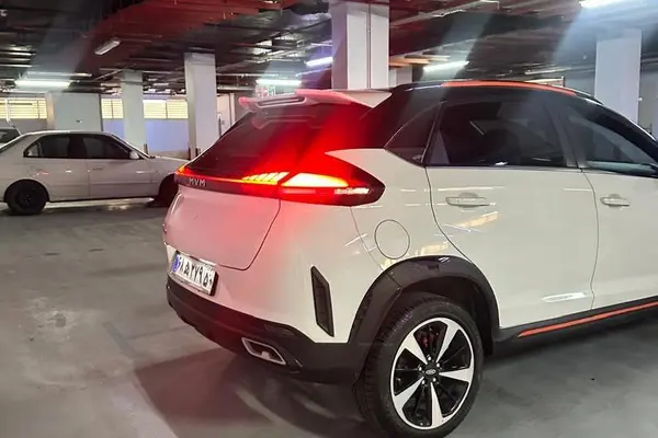 ام وی ام  X33 کراس