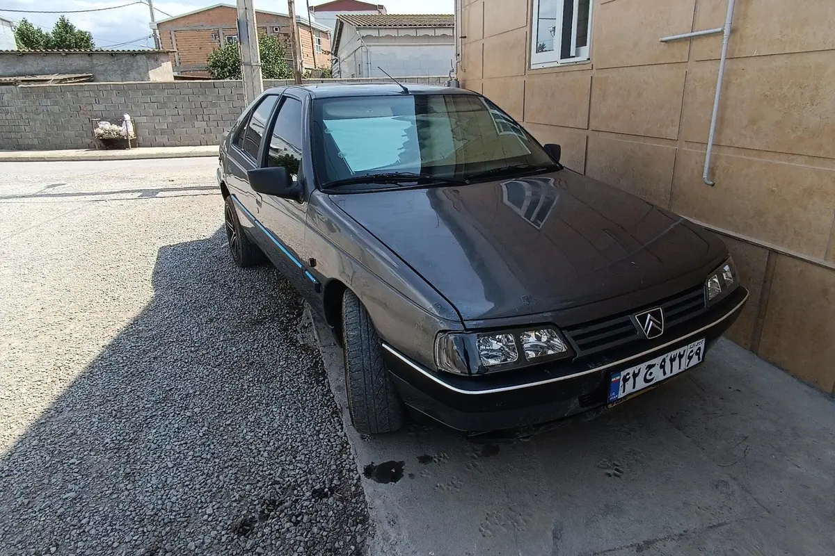 پژو،  405