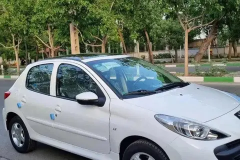 پژو، 207