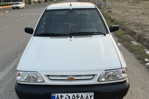 پراید، صندوق دار
