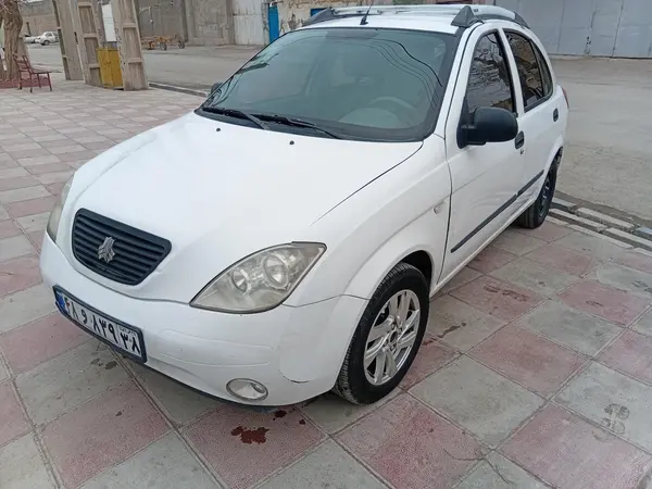 تیبا، هاچ بک