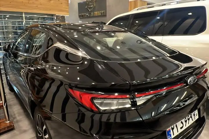 کی ام سی،  J7