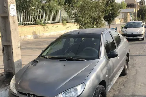 پژو، 206