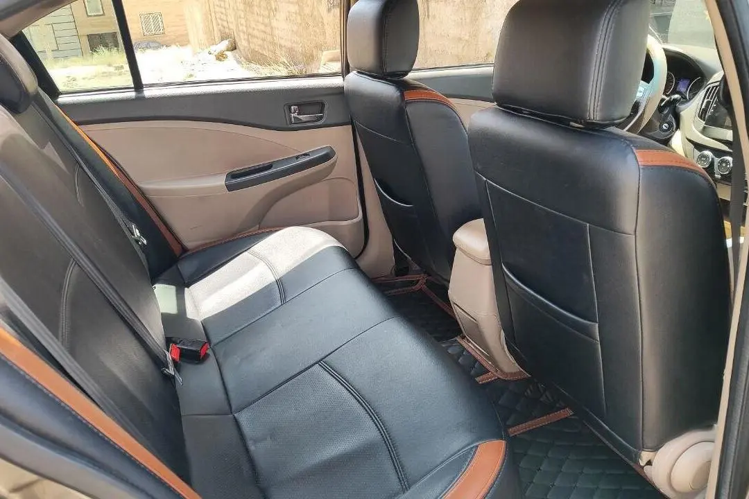 ام وی ام،  550