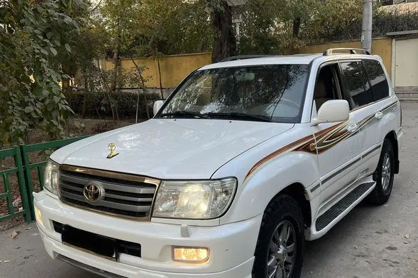 تویوتا، لندکروز چهار در