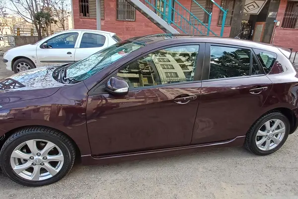 مزدا، 3 نیو هاچ بک