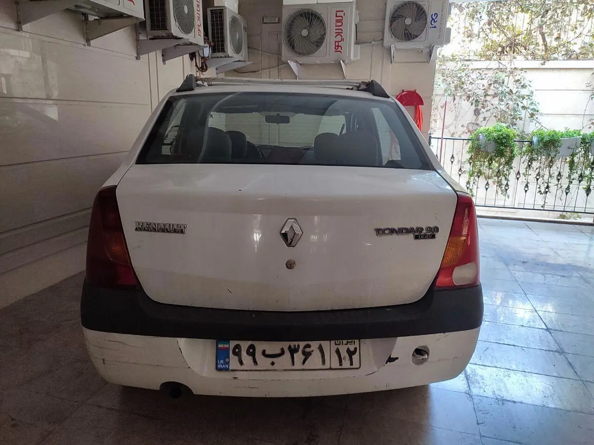 رنو،  تندر 90