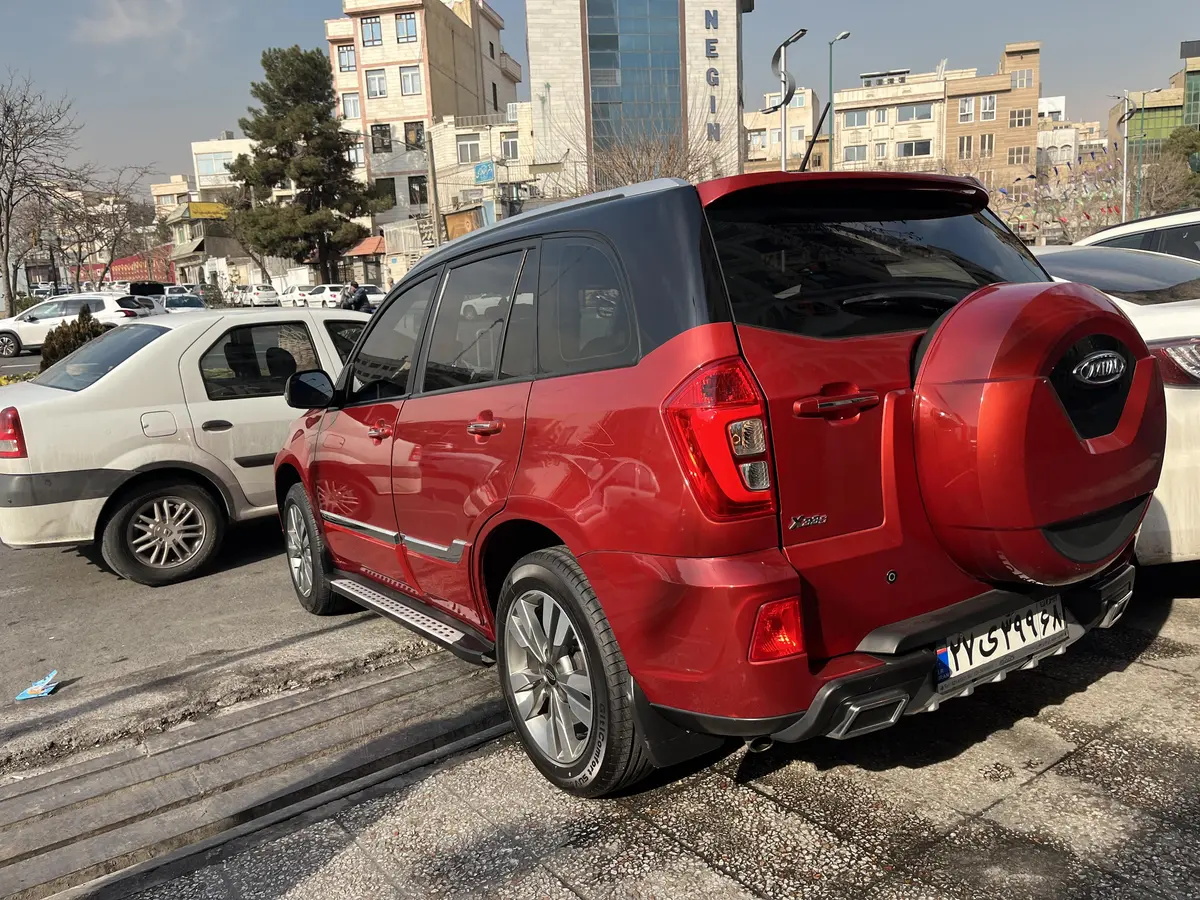 ام وی ام،  X33 S
