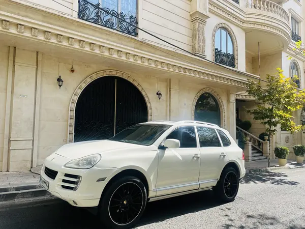 پورشه، کاین