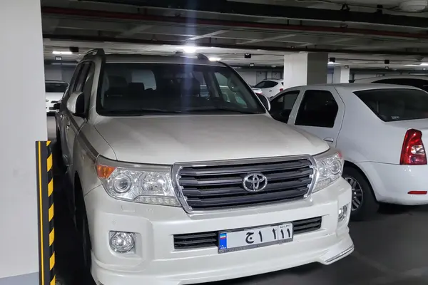 تویوتا، لندکروز چهار در