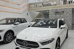 بنز، کلاس A سدان