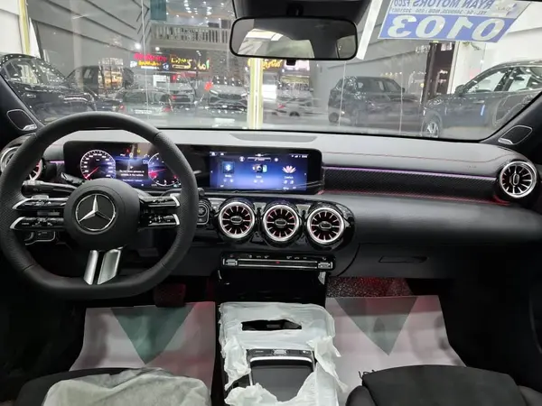 بنز، کلاس A سدان