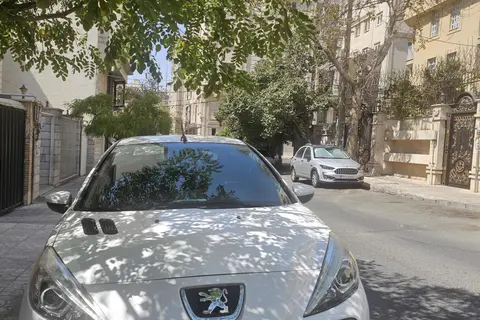 پژو، 207