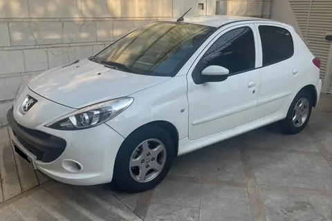پژو، 207