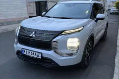 میتسوبیشی، اوتلندر
