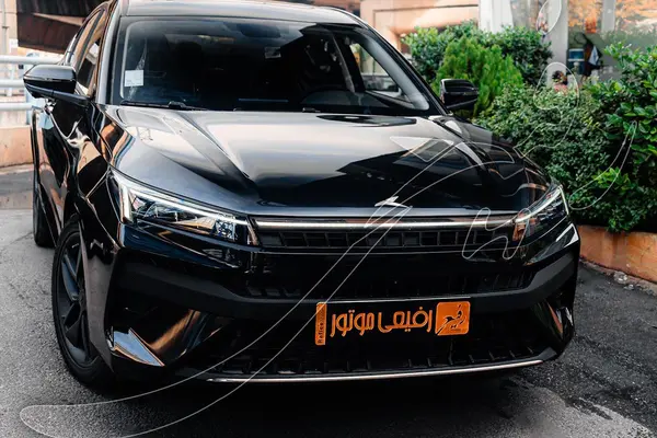 پیش فروش کی ام سی، J7