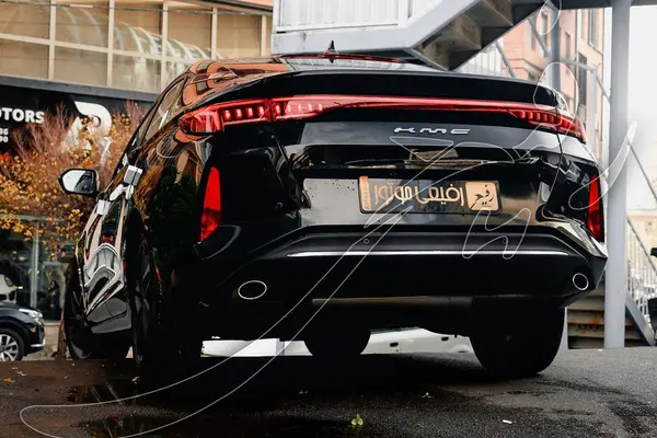 پیش فروش کی ام سی، J7