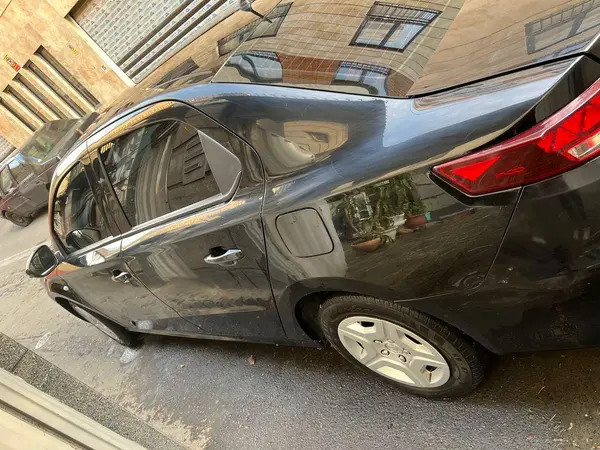 تارا، دنده ای V1