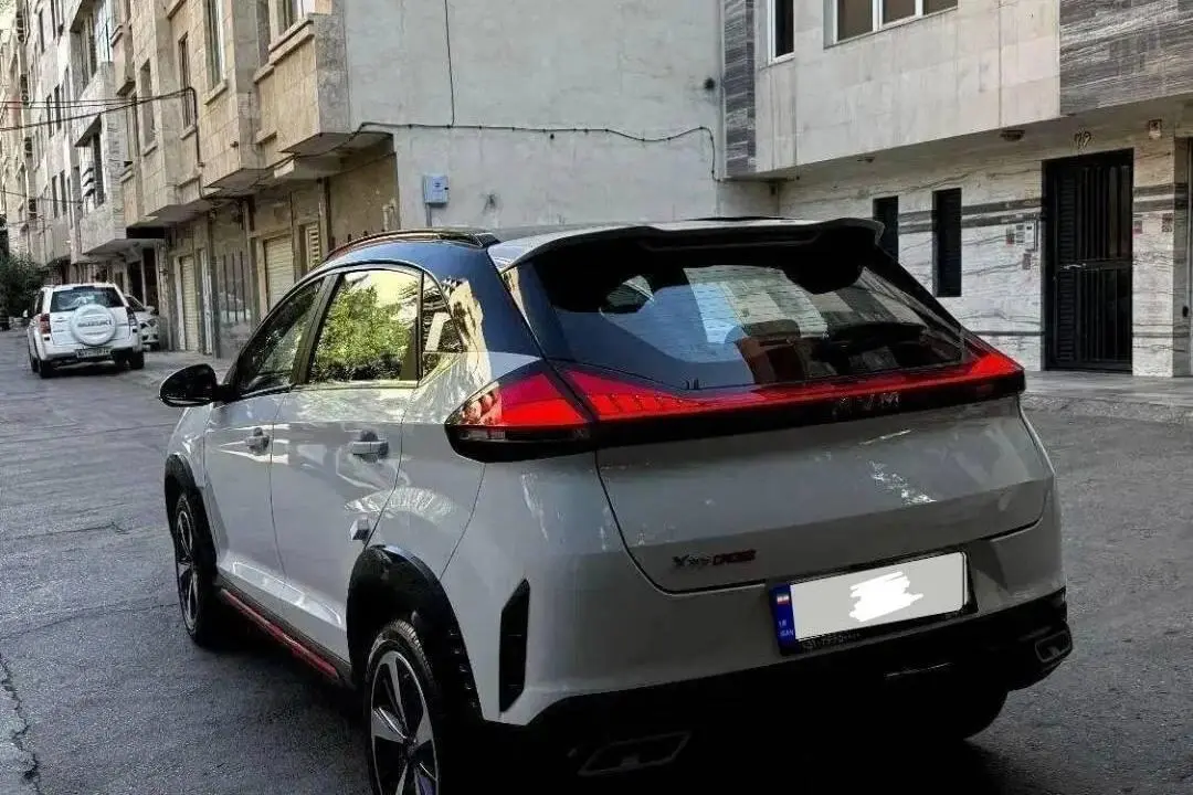 ام وی ام،  X33 کراس