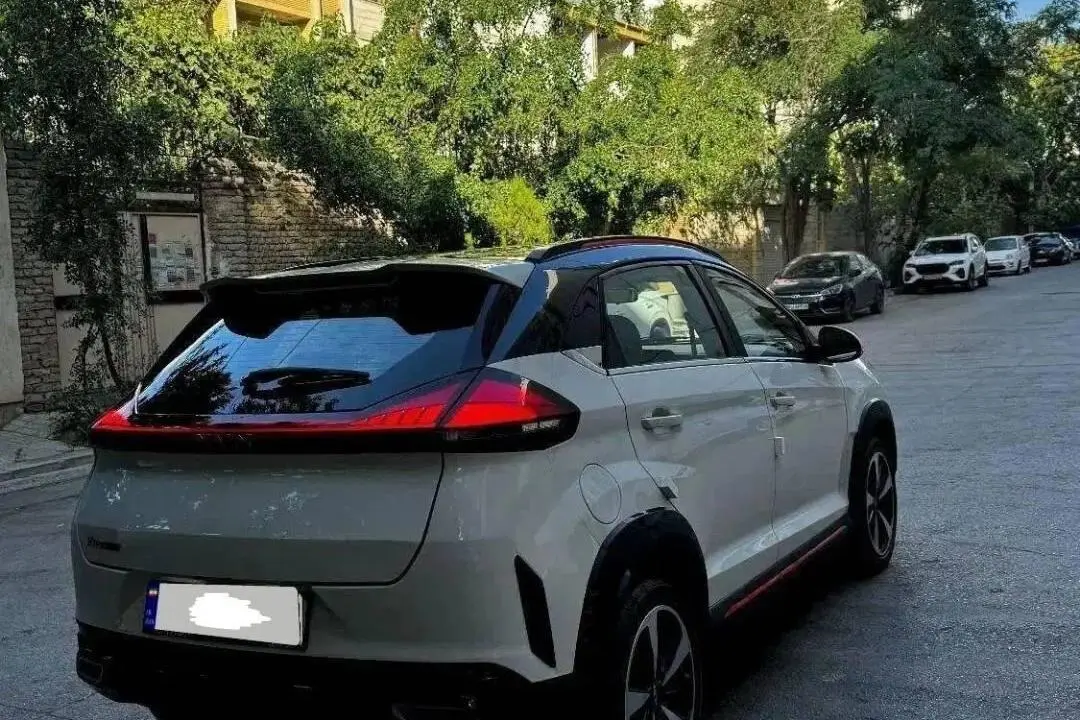 ام وی ام،  X33 کراس