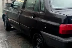 پراید، صندوق دار