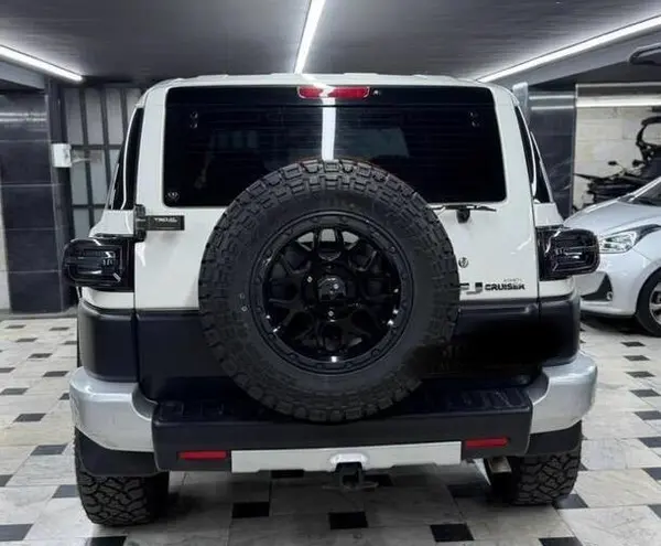 تویوتا، اف جی کروز