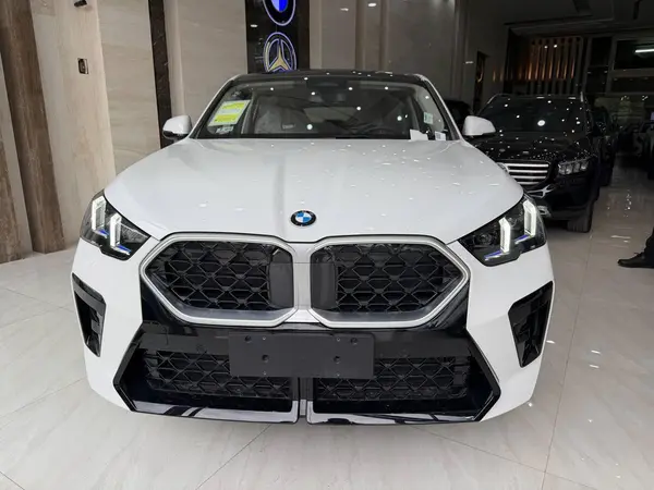 ب ام و  X2