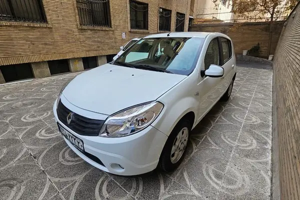 رنو، ساندرو