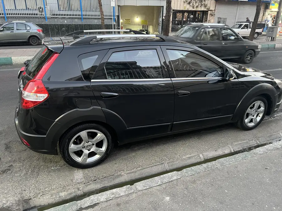 دانگ فنگ، H30 کراس
