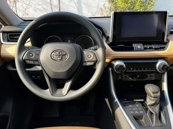 تویوتا، راوفور