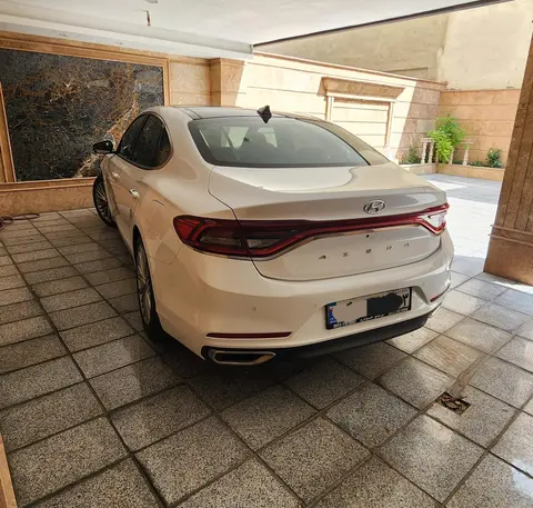 هیوندای، آزرا (گرنجور)