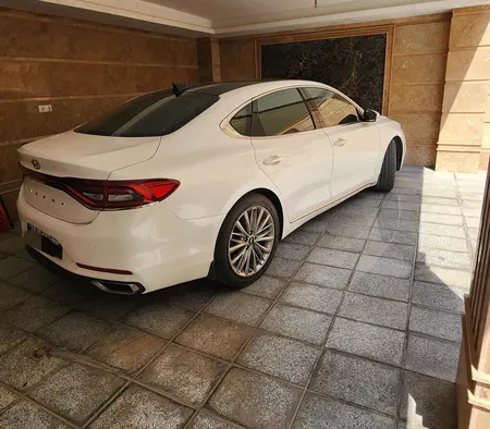 هیوندای آزرا (گرنجور)