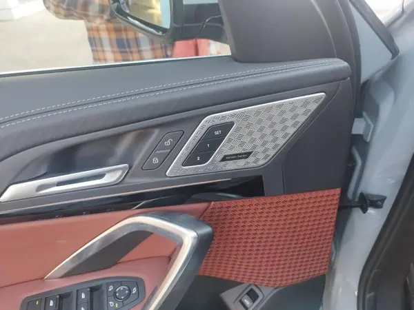 ب ام و  X2