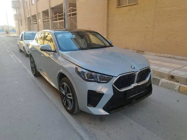 ب ام و  X2