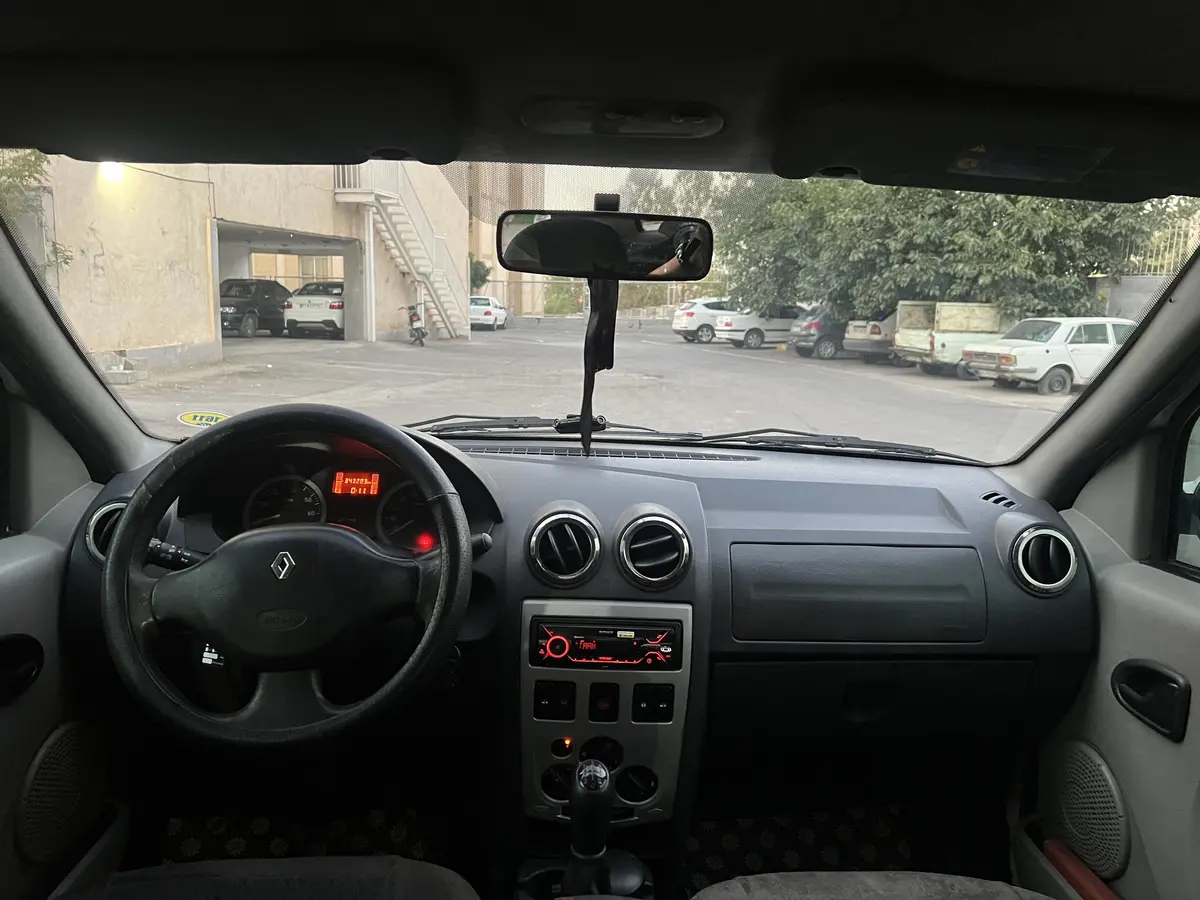 رنو،  تندر 90