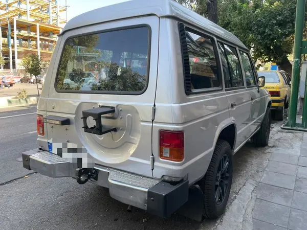 میتسوبیشی، پاجرو چهار در