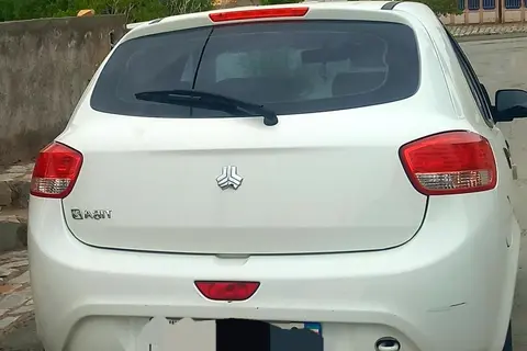 تیبا، هاچ بک