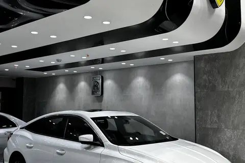 ام جی، 5