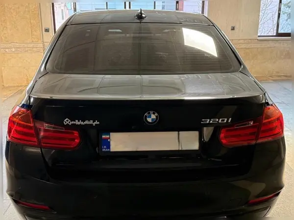 ب ام و، سری 3 سدان