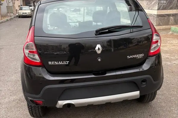 رنو، ساندرو استپ وی