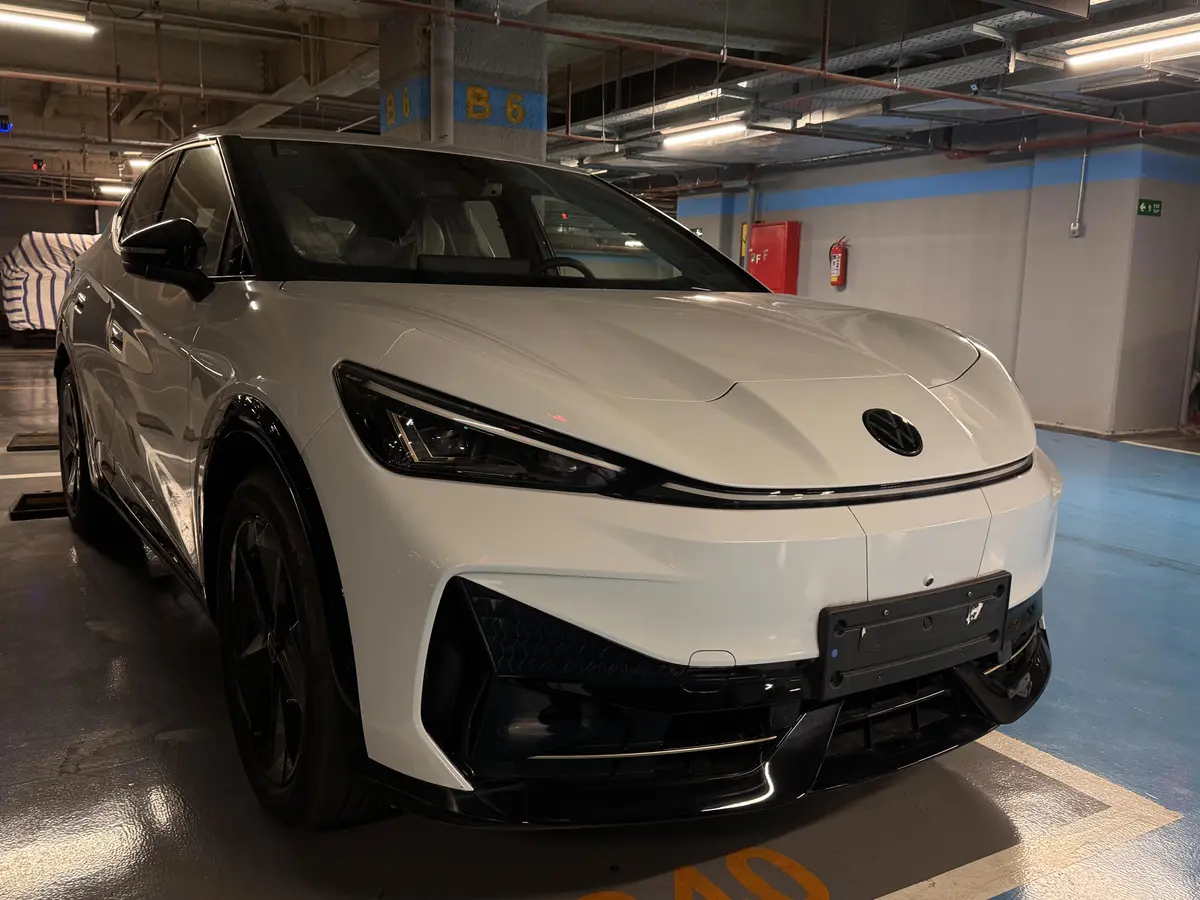 فولکس،  آی دی یونیکس