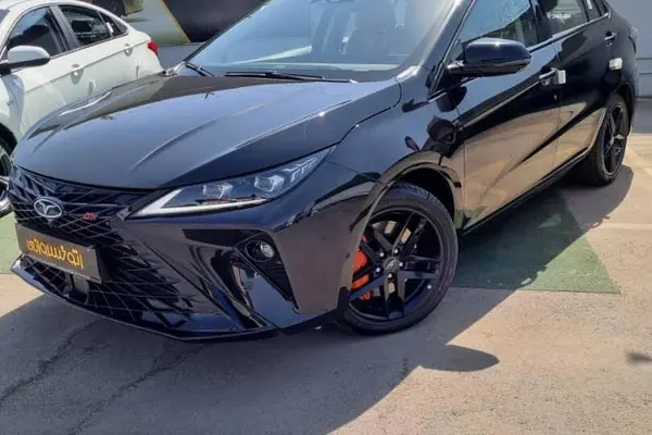 فونیکس، آریزو 6 جی تی (Z6 GT)