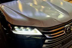 لکسوس، LX