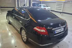 نیسان، تی ینا